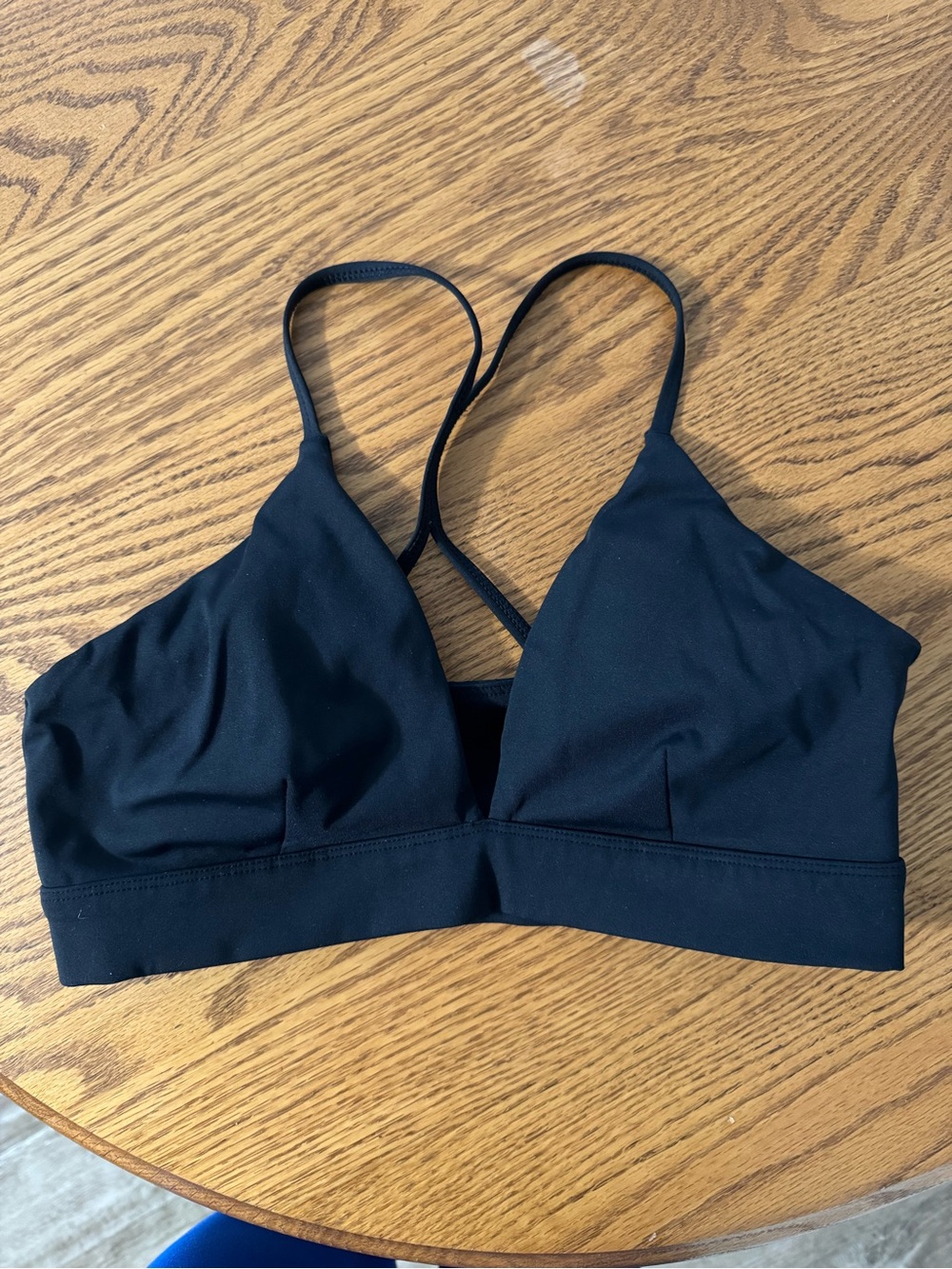 Black sports bra